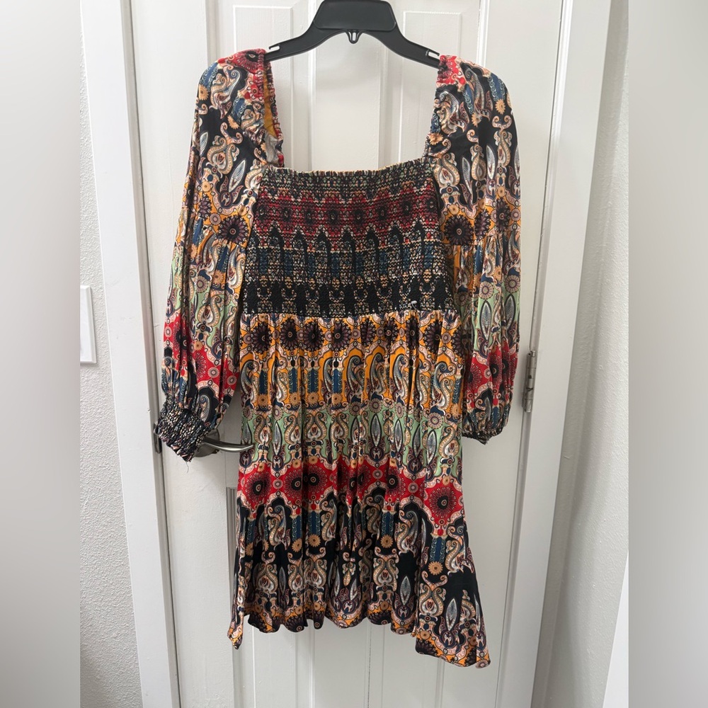 NWOT Alice + Olivia Vibrant Print Dress, Boho Style w/ Smocking and Pleats Sz 10
